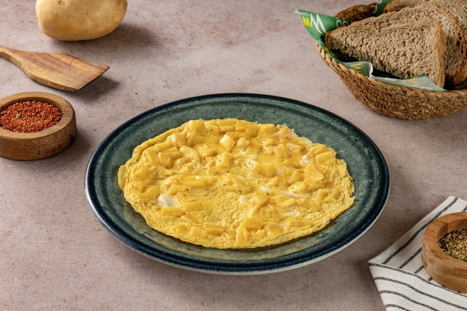 Patatesli Omlet
